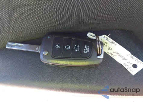 2019 Hyundai Accent Se z USA, uszkodzony, nr VIN 3KPC24A33KE073767